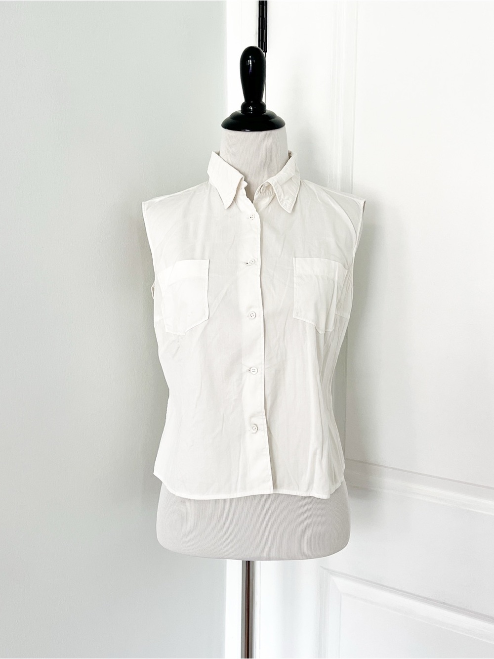 Jil Sander White Poplin Sleeveless Button-Front Shirt - Size 34